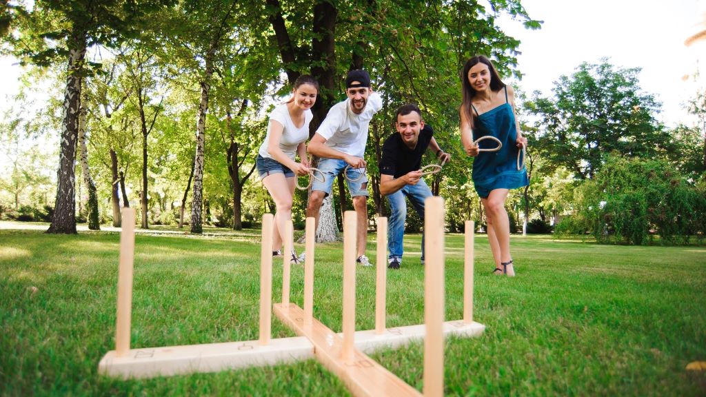 2025’s Trending Indoor and Outdoor Games: What Everyone’s Playing Now